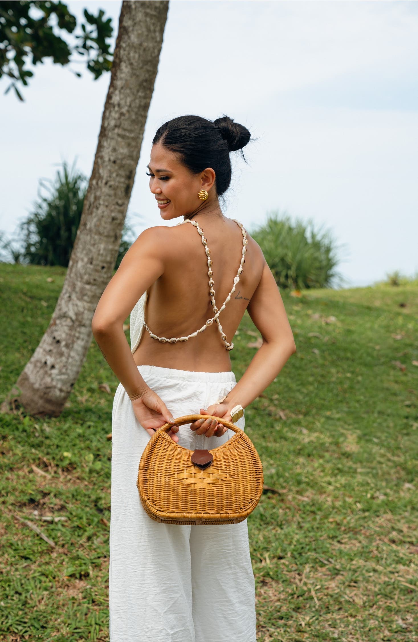 Artemiss Rattan Half Moon Clutch, Alternate, color, NATURAL