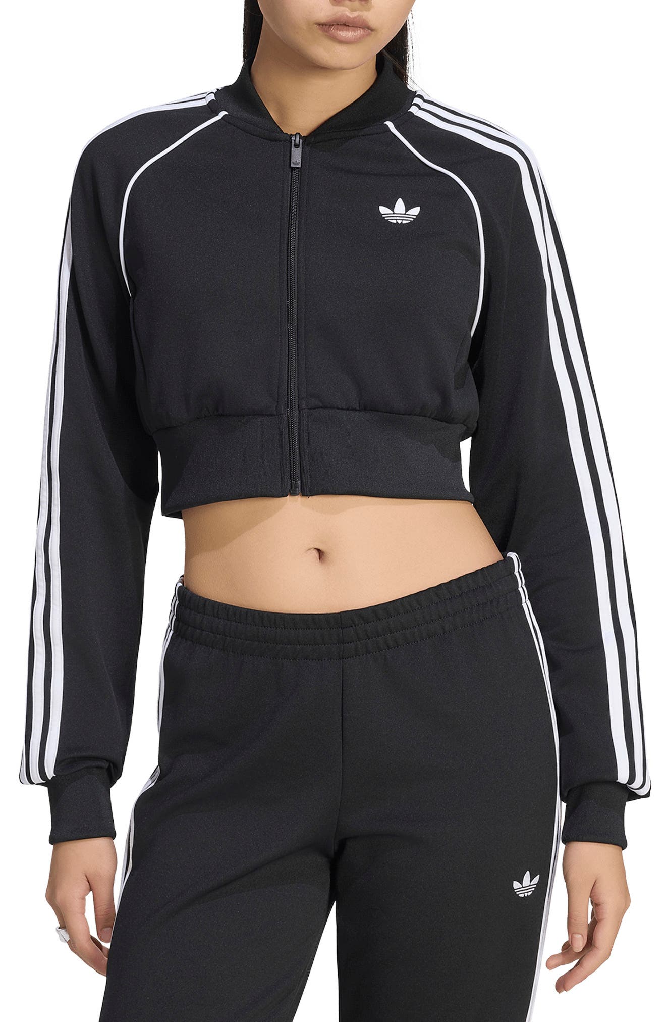 selected BLACK/ WHITE