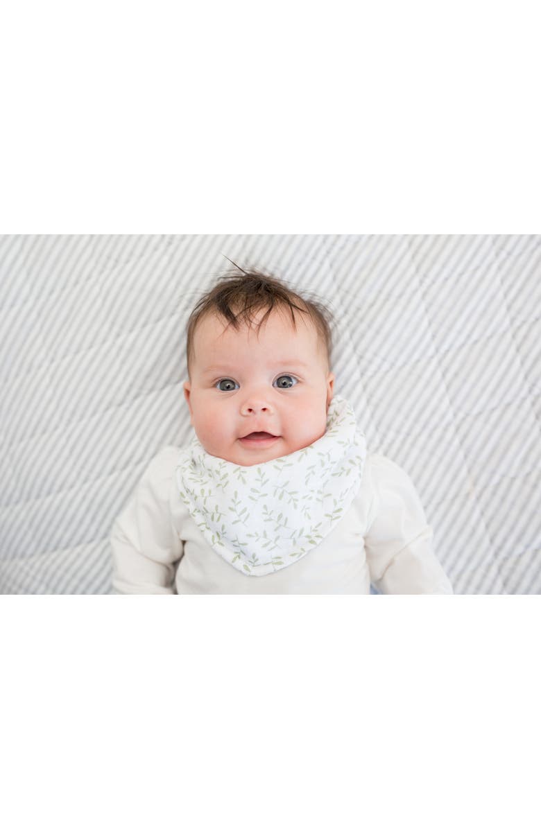 Lulujo Bandana Bibs 2 Pack, Alternate, color, Daisies 
Greenery