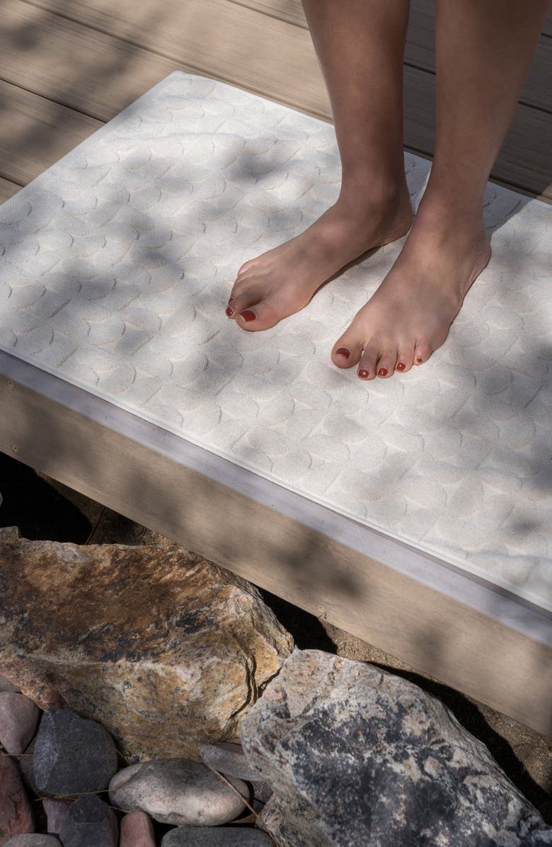 House No.23 Harper Bath Mat, Alternate, color, 