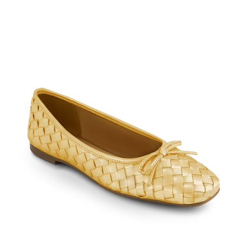 Bernardo Footwear Gwynn Woven Ballet Flat In Gold