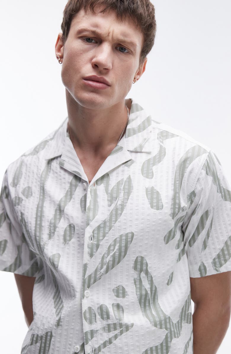 Topman Abstract Print Stripe Seersucker Camp Shirt, Alternate, color, Light Green
