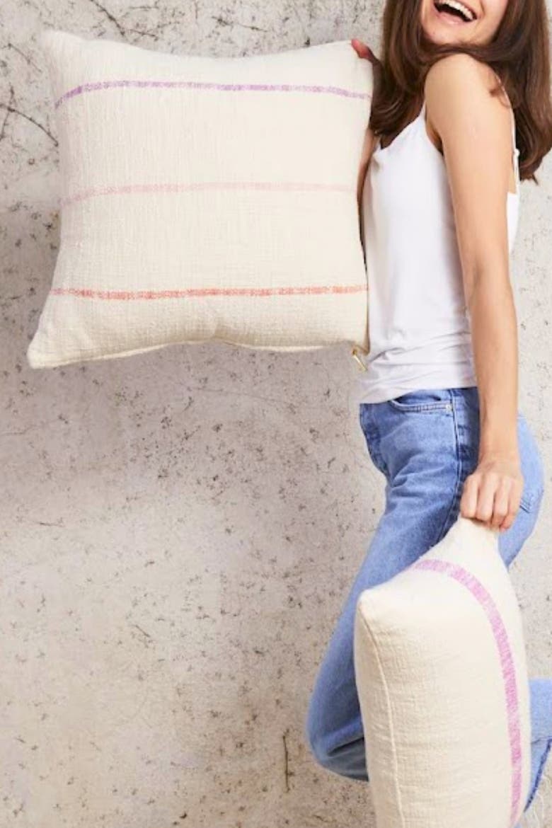 Jolie Pillow Cover, Alternate, color, Petunia