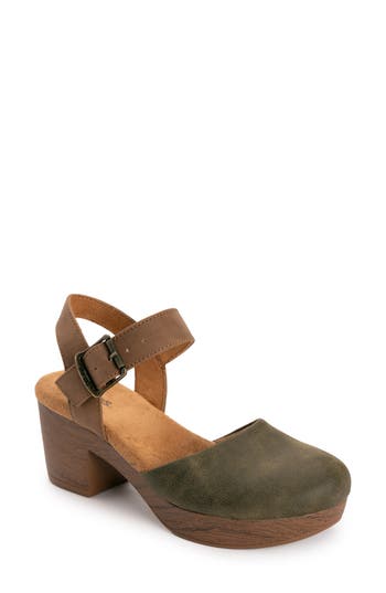 Muk Luks Merritt Quarter Strap Platform Pump In Green