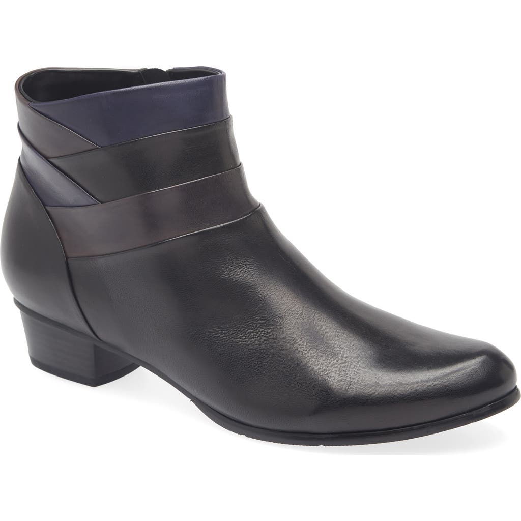 Regarde Le Ciel Stefany Block Heel Bootie In Black