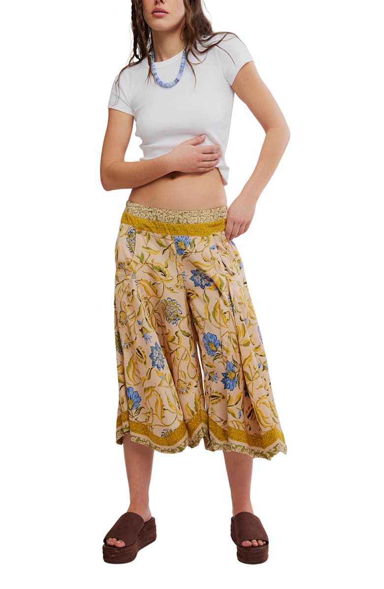 Free People Sweet Reaction Print Crop Swing Pants, Alternate, color, Sunflower Combo