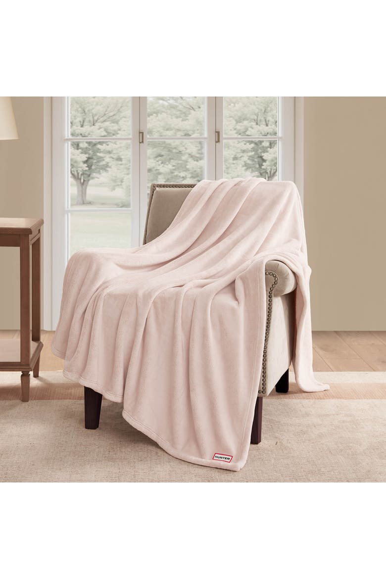 Coco Flannel Throw Blanket, Alternate, color, Mauve Pink Chalk