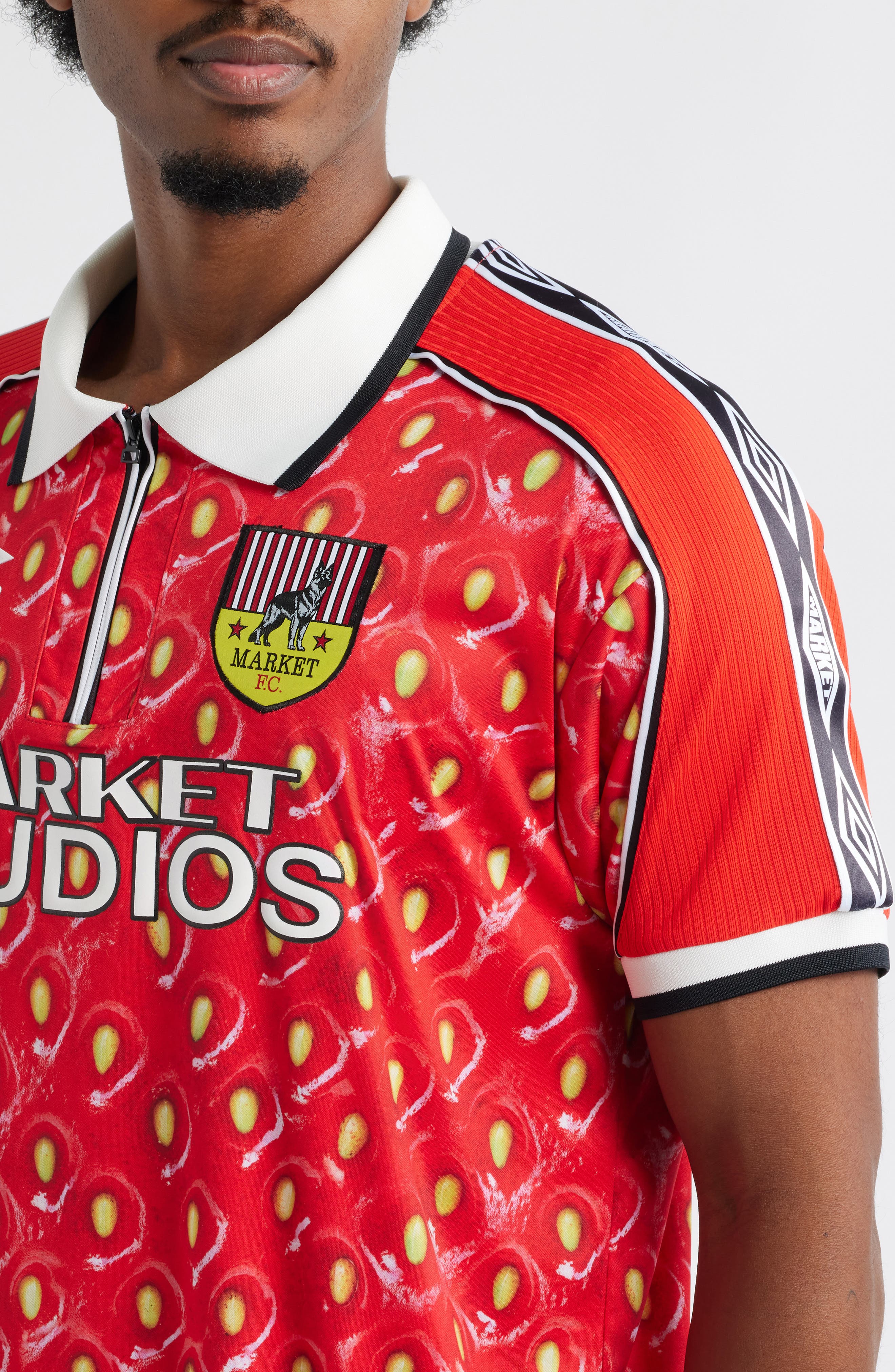 x Umbro Strawberry Half Zip Soccer Jersey (Men) | Nordstrom