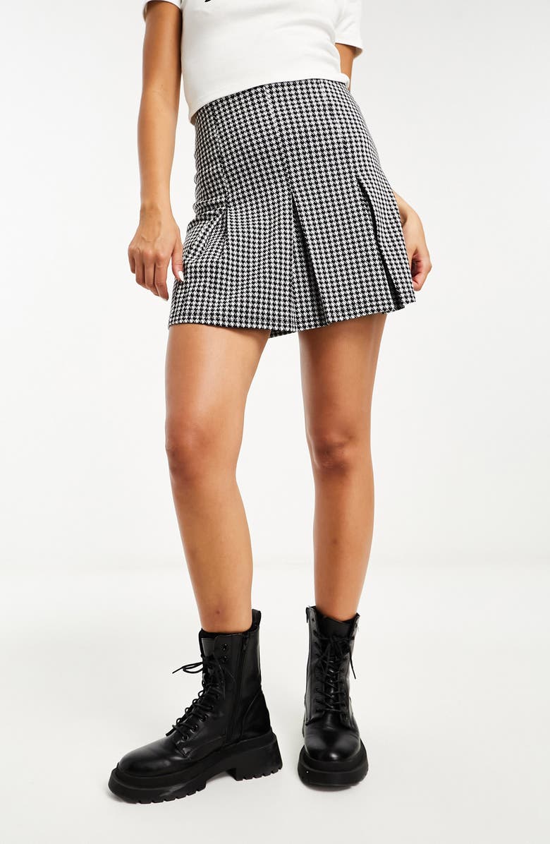 ASOS DESIGN Houndstooth Pleated Miniskirt, Main, color, 