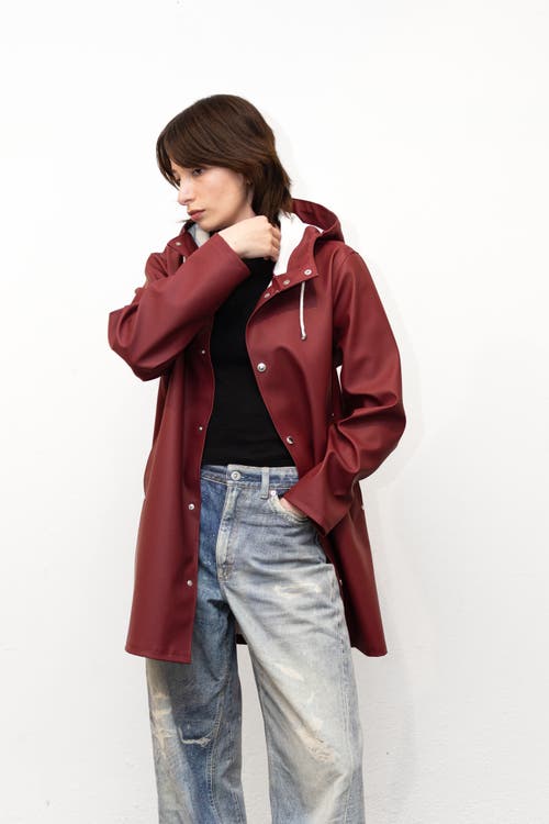 Stutterheim Stockholm Long Sleeve Hooded Raincoat In Red