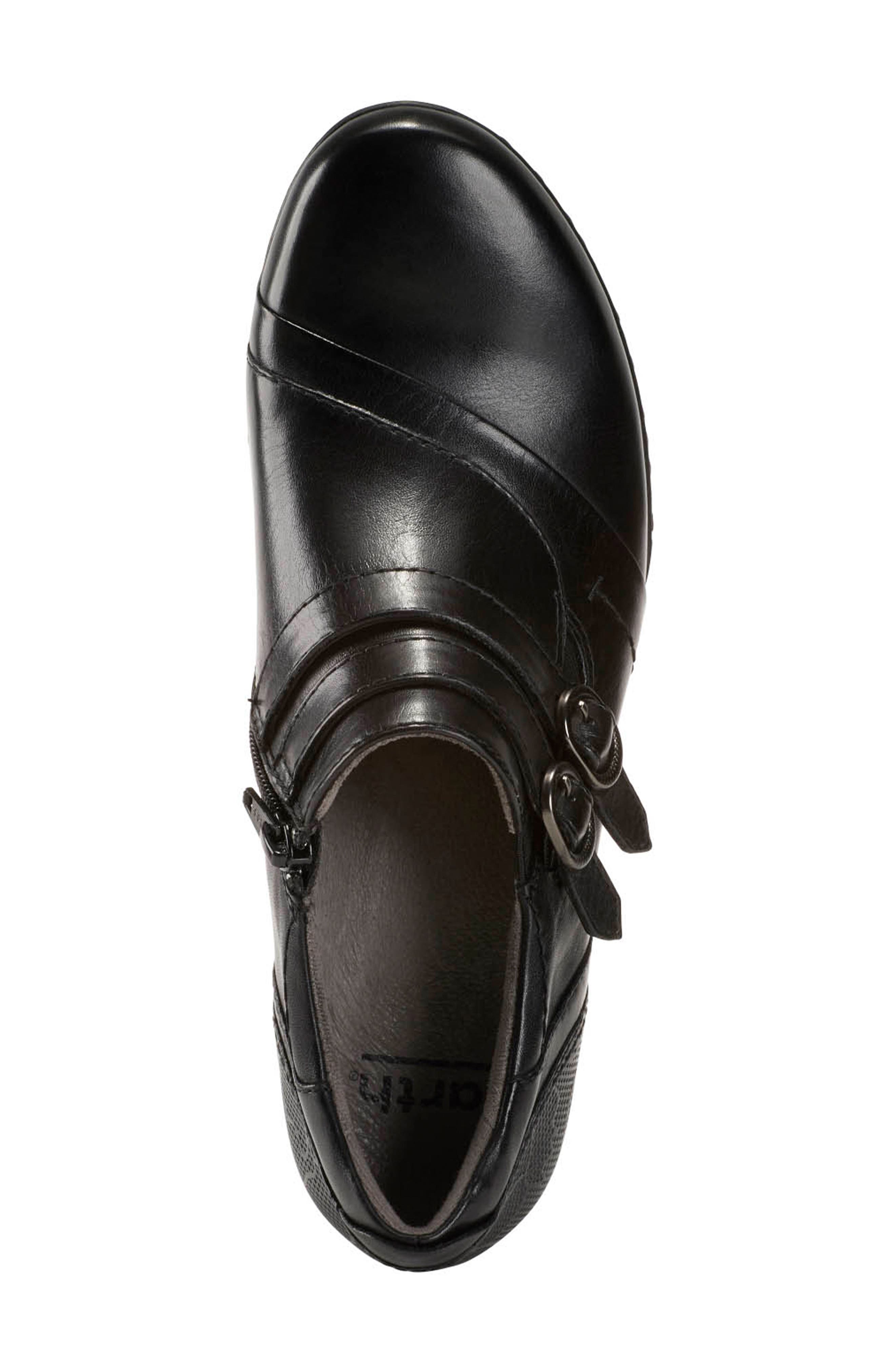 Earth<sup>®</sup> Calgery Toronto Pump, Alternate, color, 