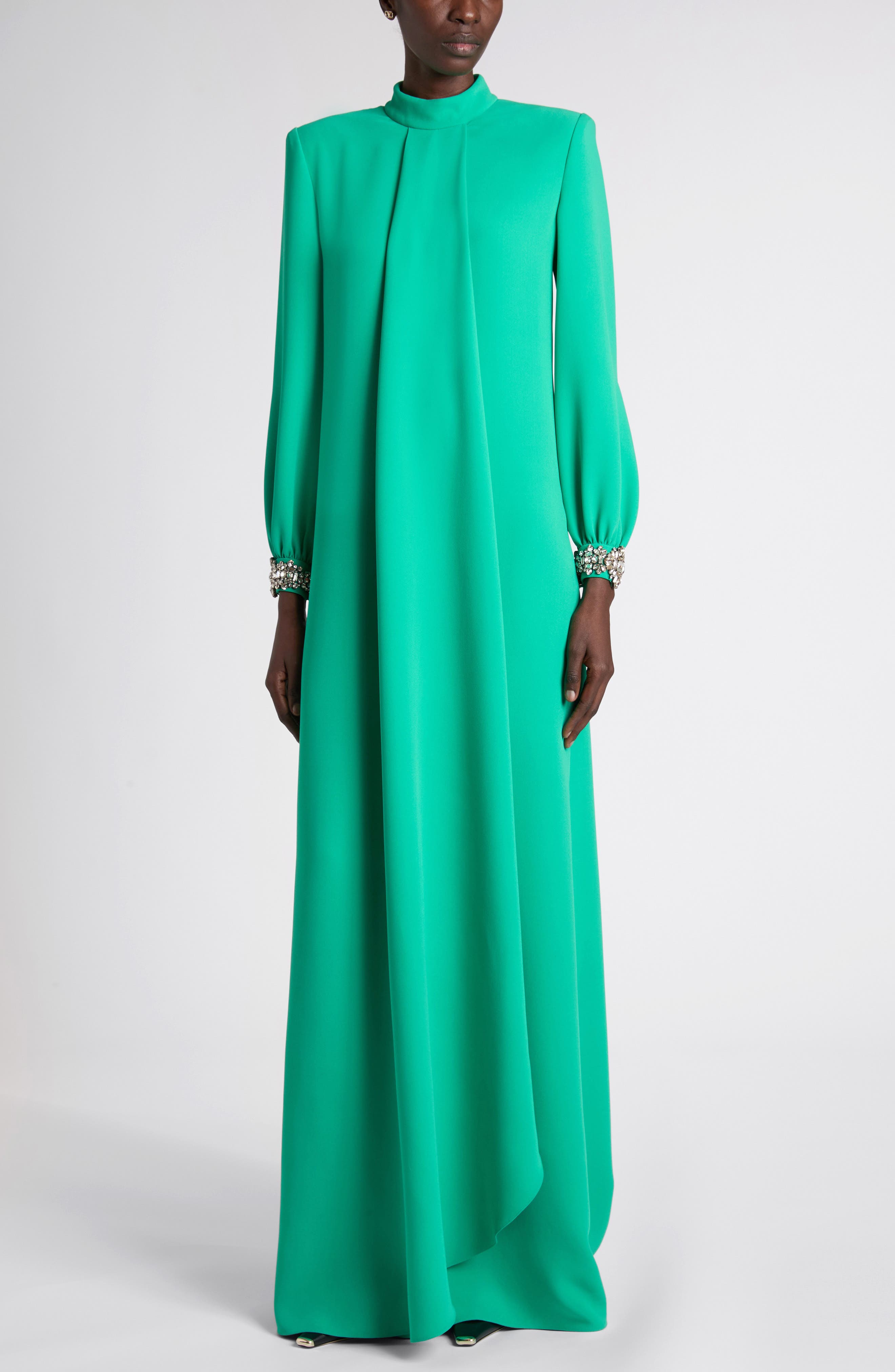 selected GREEN