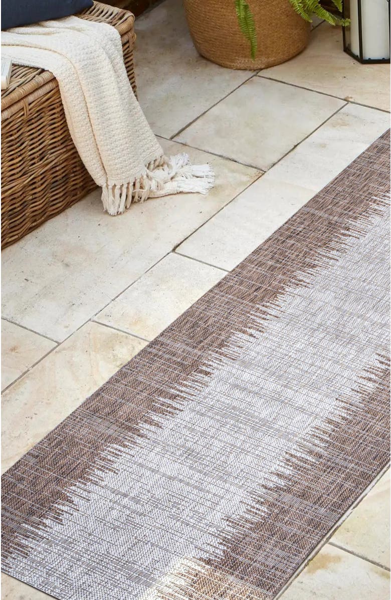 JONATHAN Y Tavira Modern Strie' Indoor/Outdoor Area Rug, Alternate, color, Brown/Beige