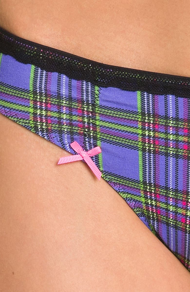 Betsey Johnson , Alternate, color,