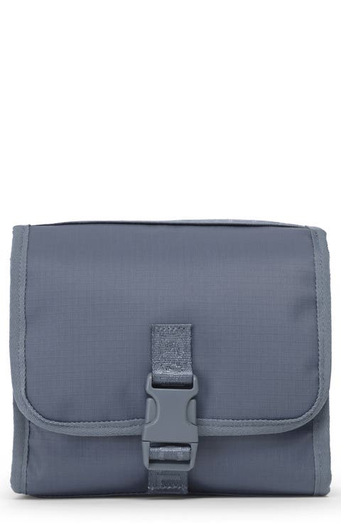 Terra Hanging Toiletry Bag