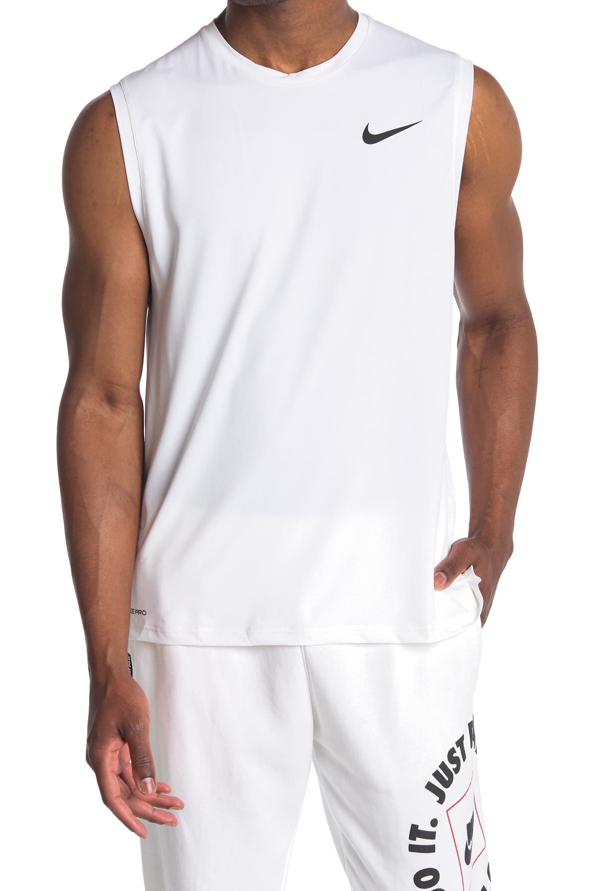 selected 100 WHITE/BLACK