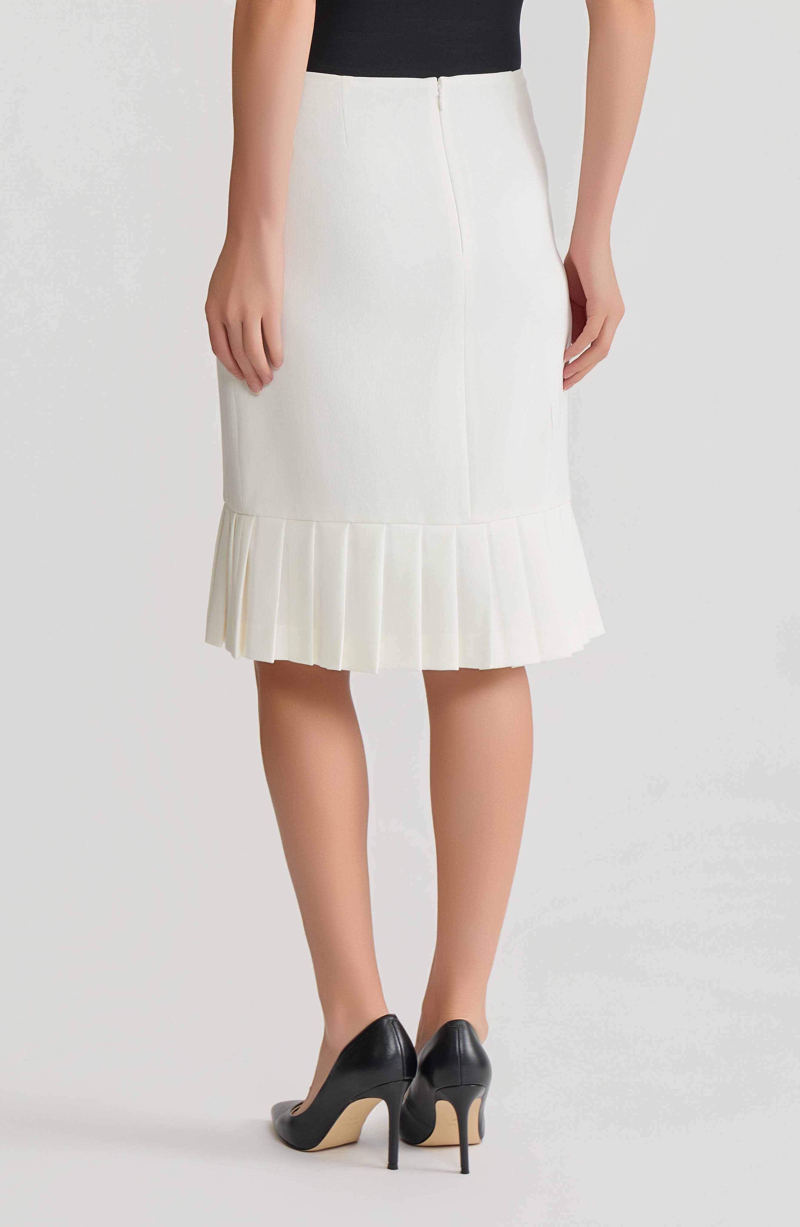 Pleated Hem Pencil Skirt - image 4