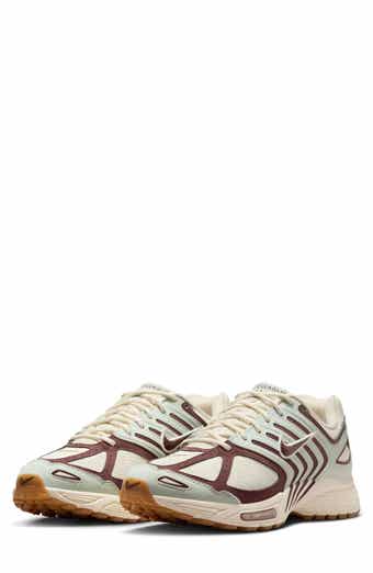 Nike Air Pegasus 2005 SE Sneaker