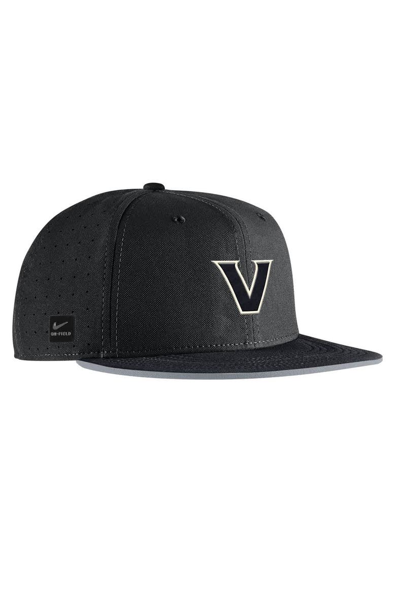 Nike Men's Nike Black Vanderbilt Commodores 2025 On-Field True Performance Baseball Fitted Hat, Alternate, color, Black