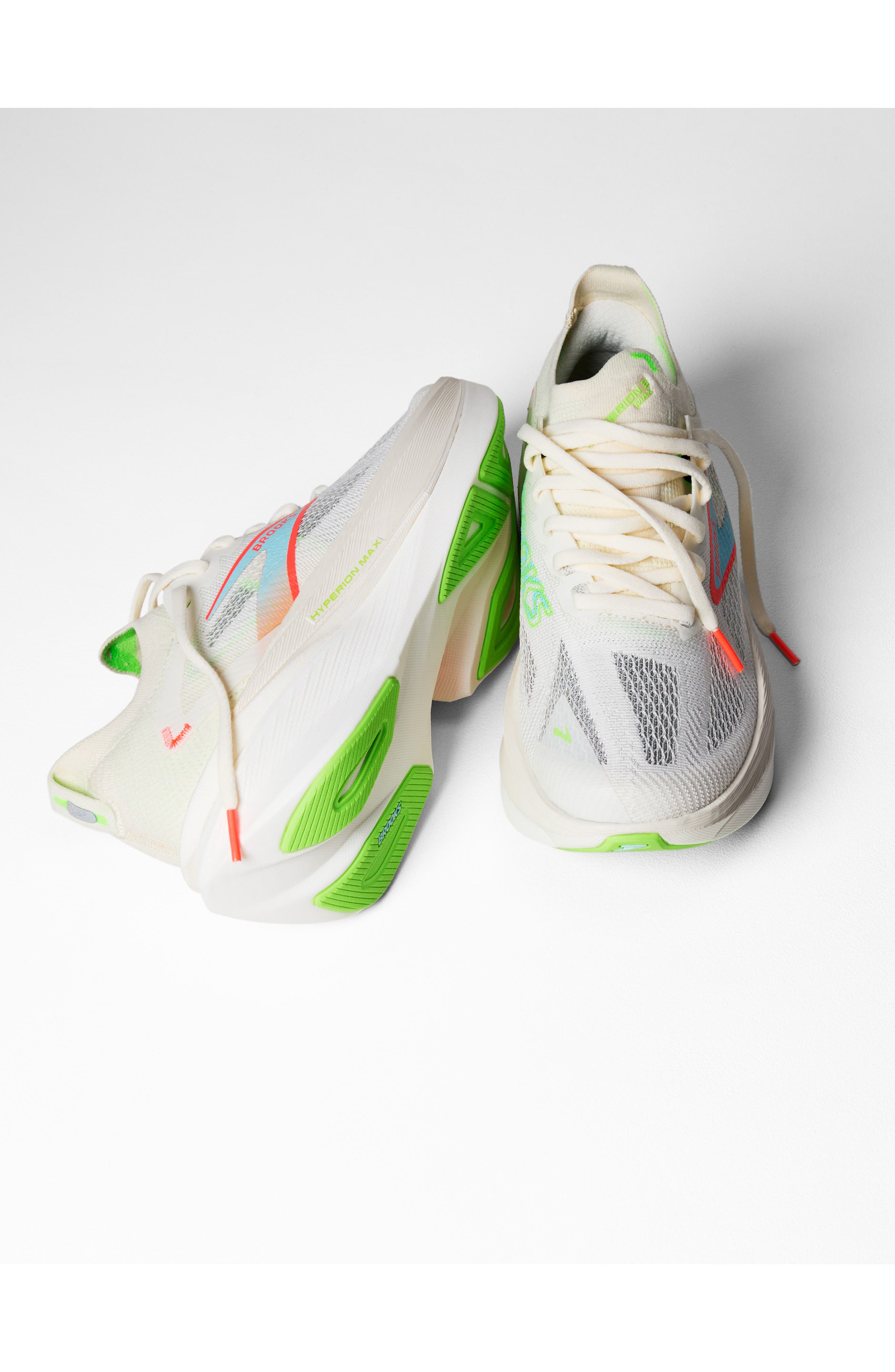 Hyperion Max 3 Running Shoe, Alternate, color, COCONUT/GREEN GECKO/PINK CLAY