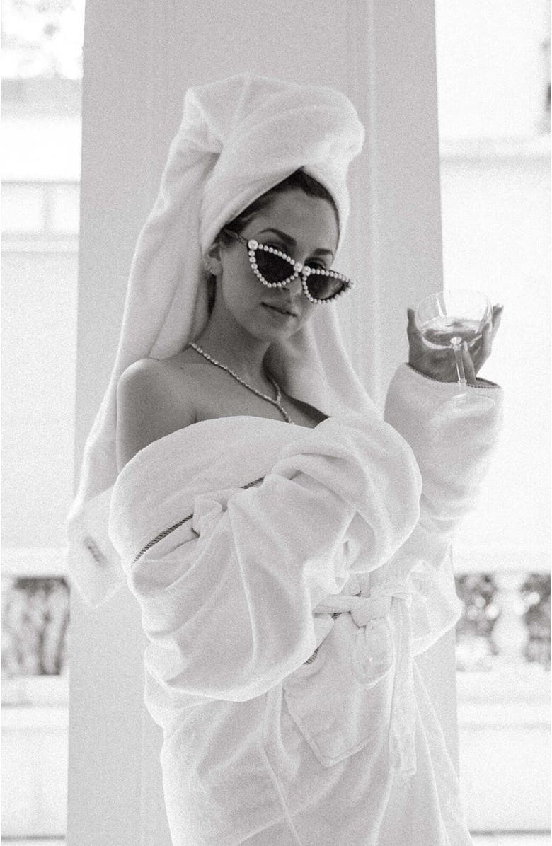 Untamed Petals Times Square Sunnies, Alternate, color, Black