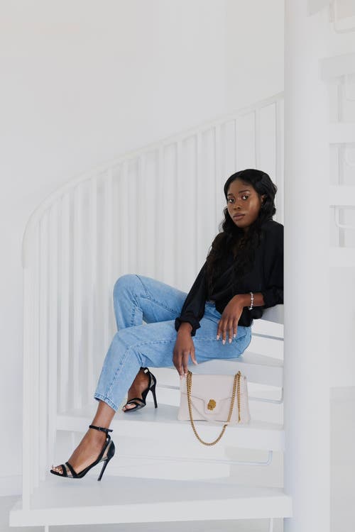 Mutayo Ekiye The Oma Handbag In Sand