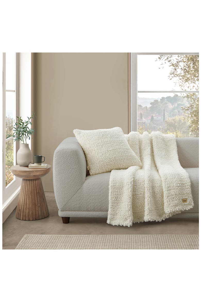Hollis Fleece Accent Pillow, Alternate, color, SNOW