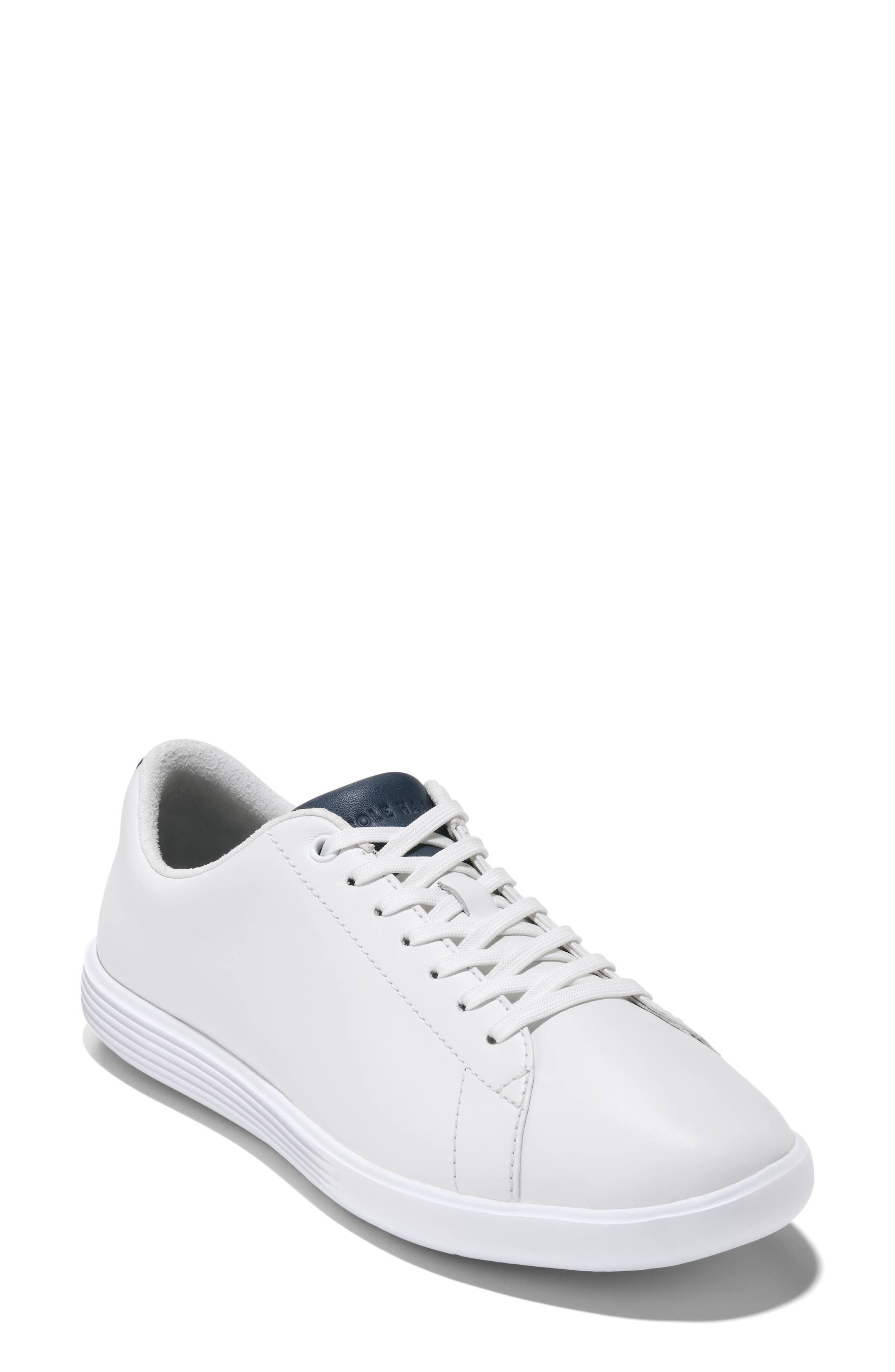 WHITE LEATHER / NAVY BLAZER