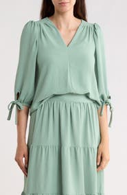 Renee C Ditsy Puff Sleeve Blouse
