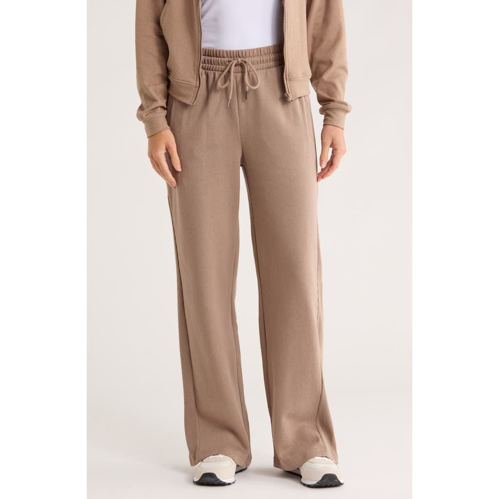 Jessica Simpson Pocket Fleece Wide Leg Pants In Neutral