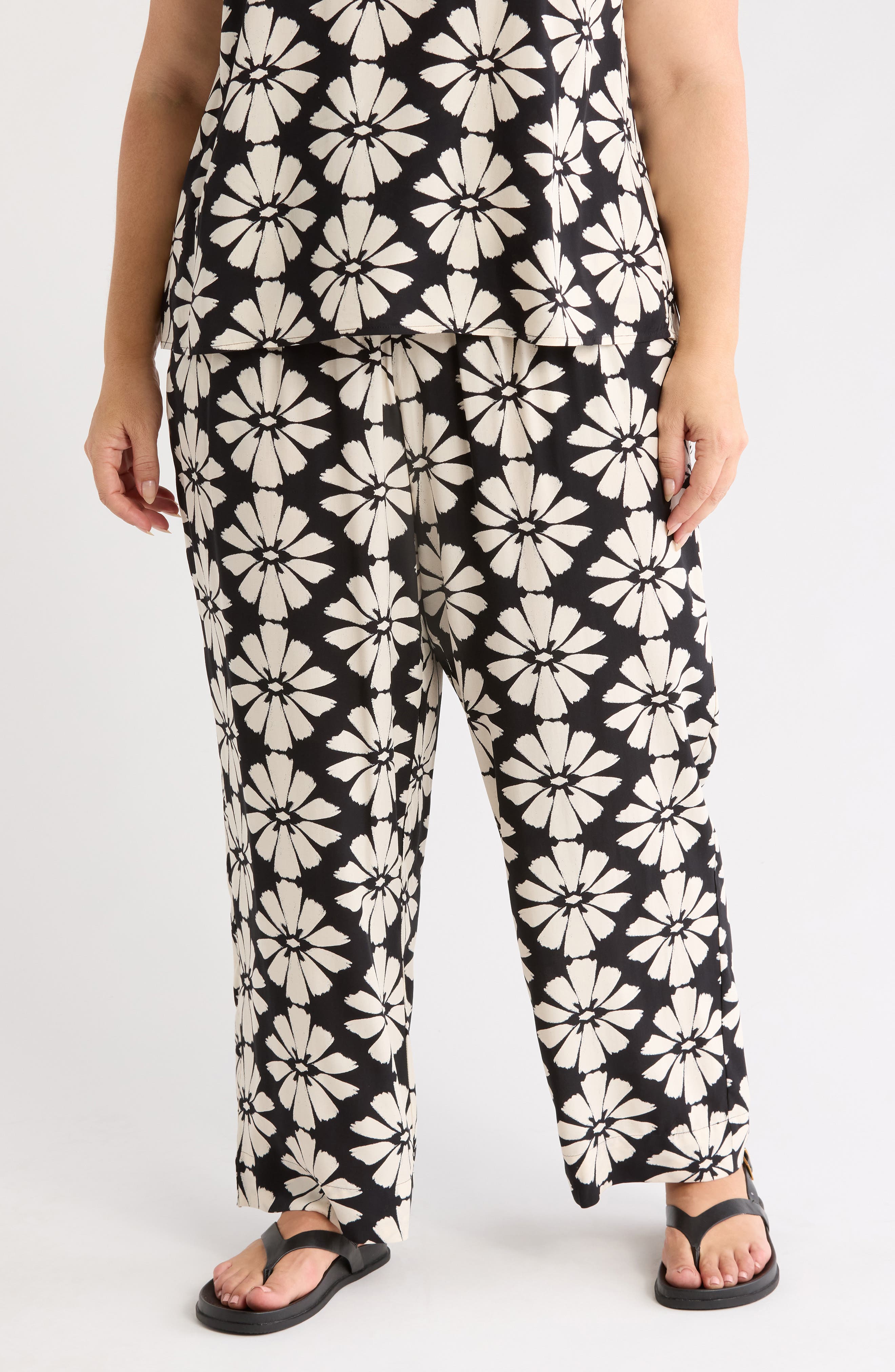 DR2 by Daniel Rainn Wide Leg Pull-On Pants