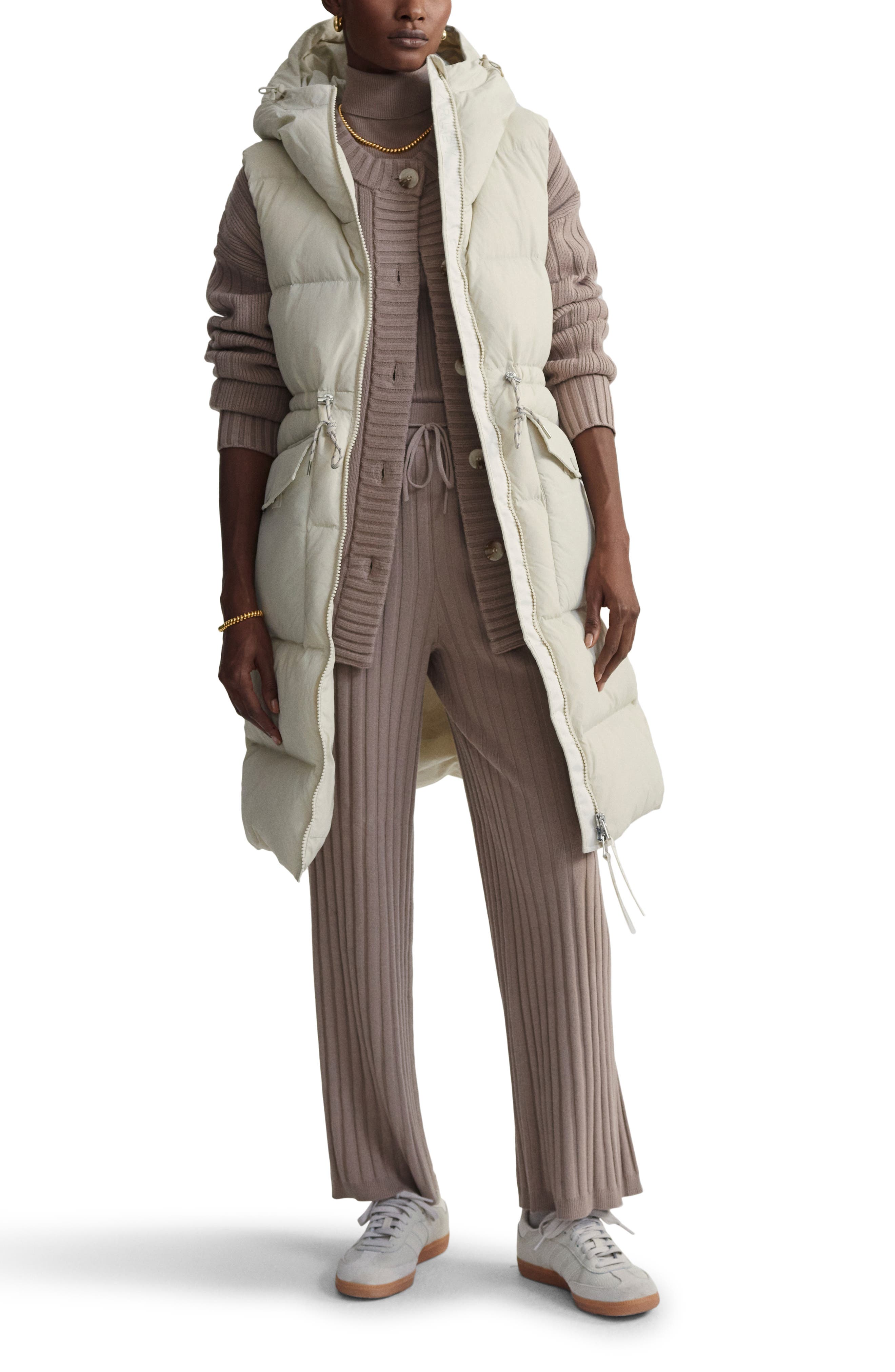 Varley Irving Water Resistant Hooded Long 750 Fill Power Down Vest