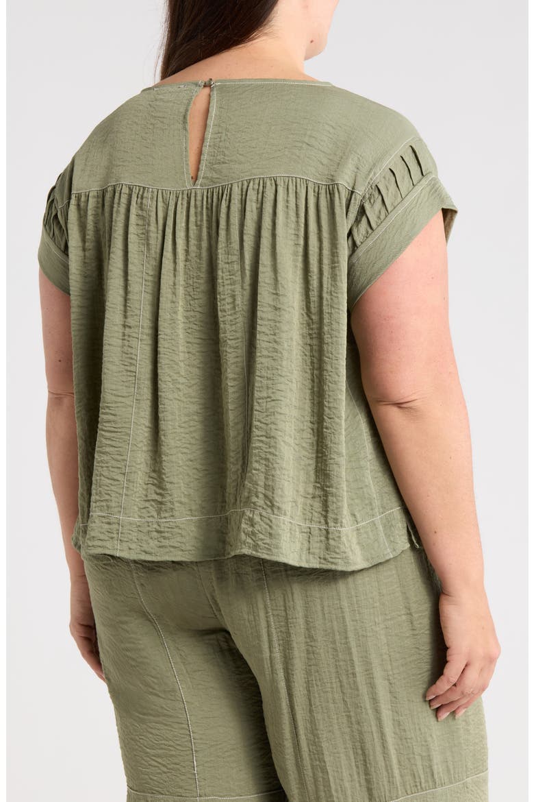 Topstitched Crinkled Cap Sleeve Top, Alternate, color, OIL GREEN/ IVORY