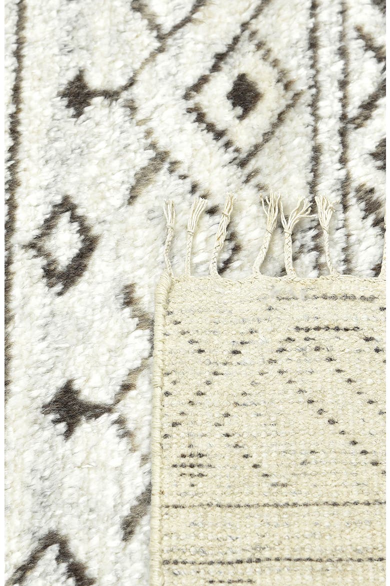 Thomas Handmade Wool Blend Area Rug, Alternate, color, GREY