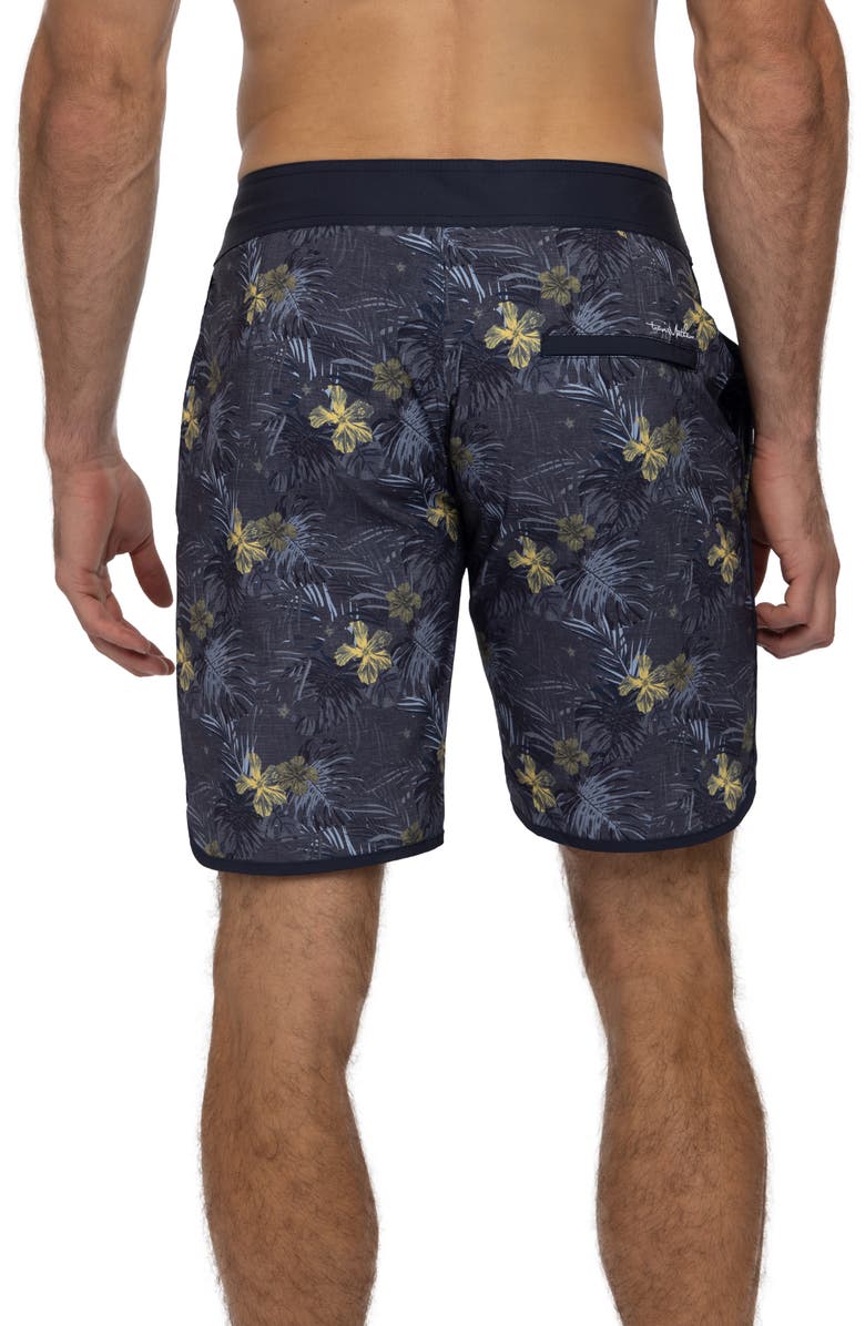 TravisMathew Becan Ruins Scallop Swim Trunks, Alternate, color, Heather Dress Blues