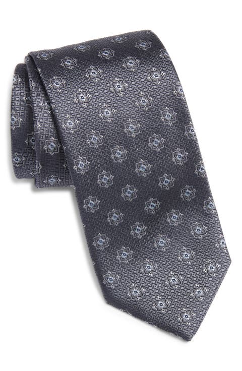 Medallion Tie