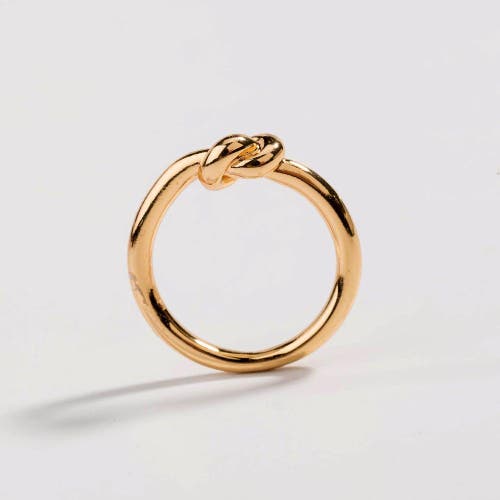 Hollywood Sensation Love Knot Ring Commitment Ring In Gold