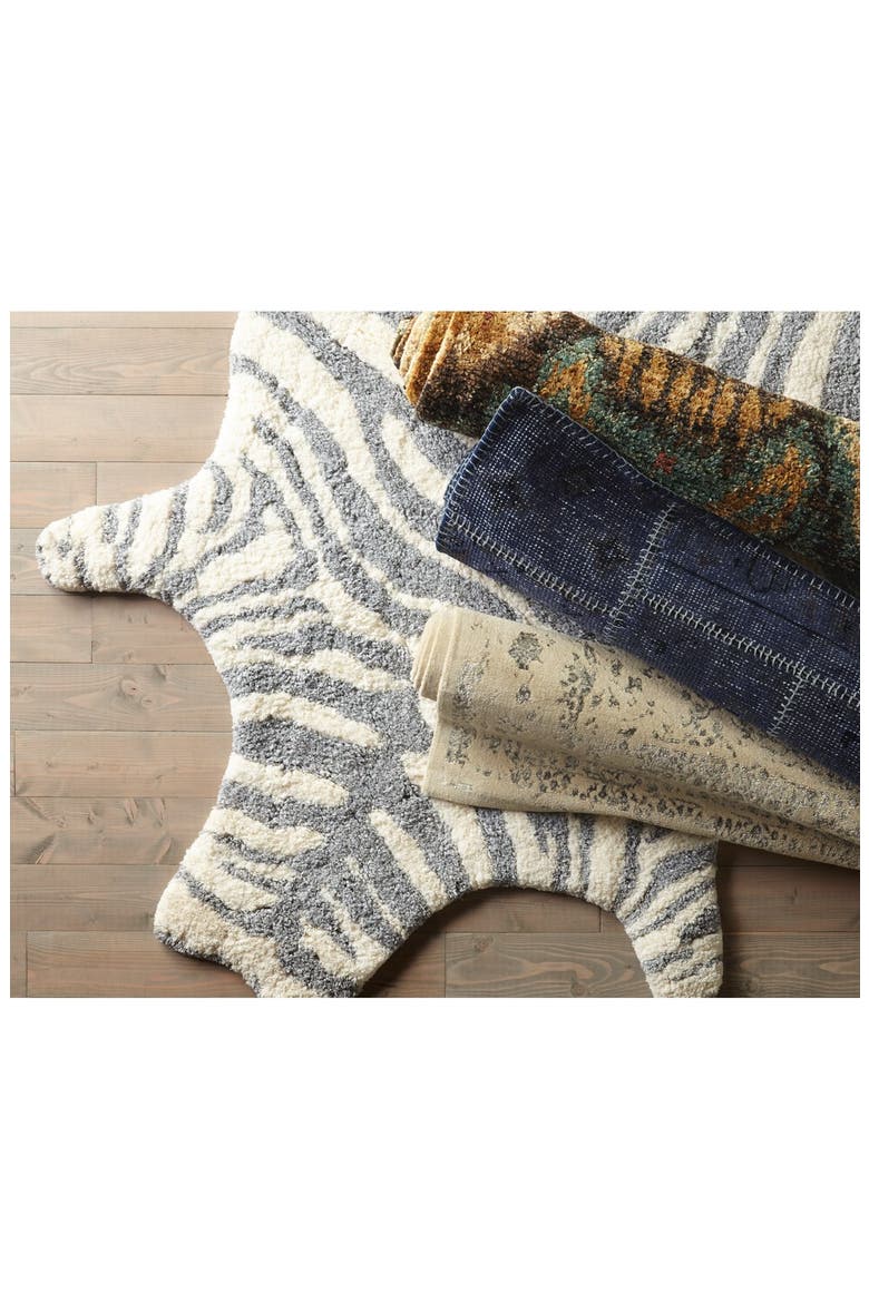 Zebra Stripe Rug, Alternate, color, IVORY/ SILVER