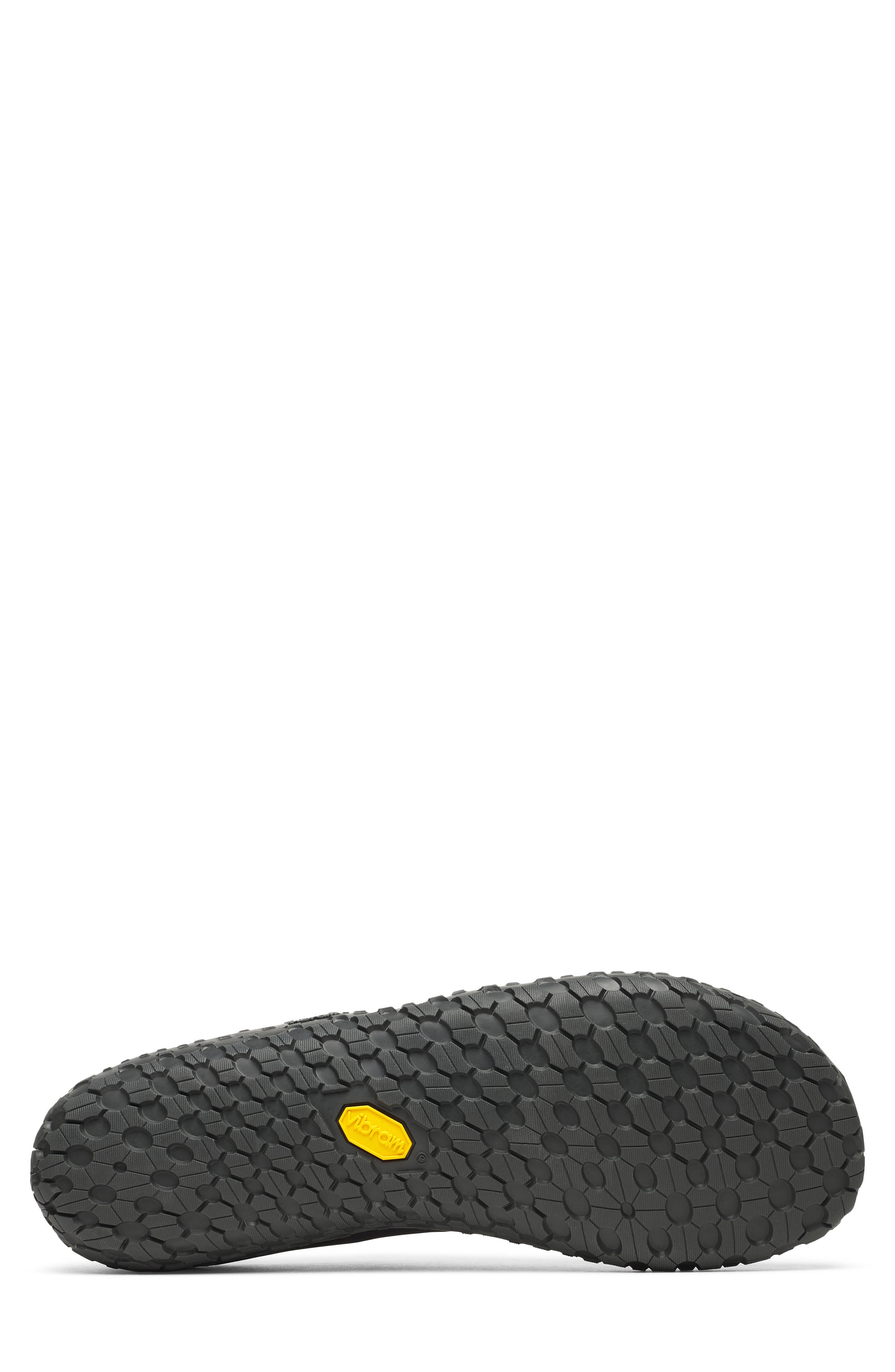 Vapor Glove 7 Running Shoe, Alternate, color, BLACK