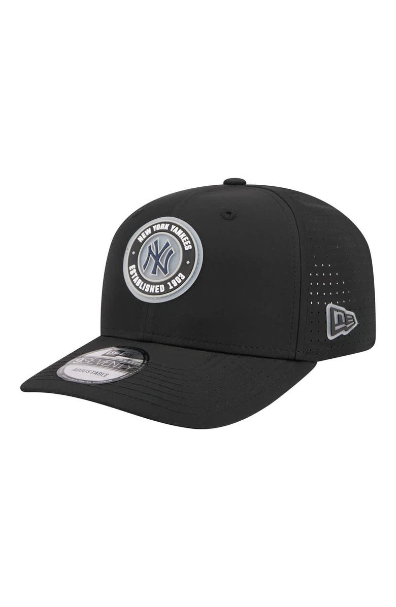 New Era Men's New Era  Black New York Yankees Circle 9SEVENTY Adjustable Hat, Main, color, Black