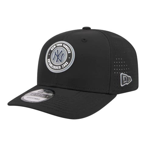 Men's New Era  Black New York Yankees Circle 9SEVENTY Adjustable Hat