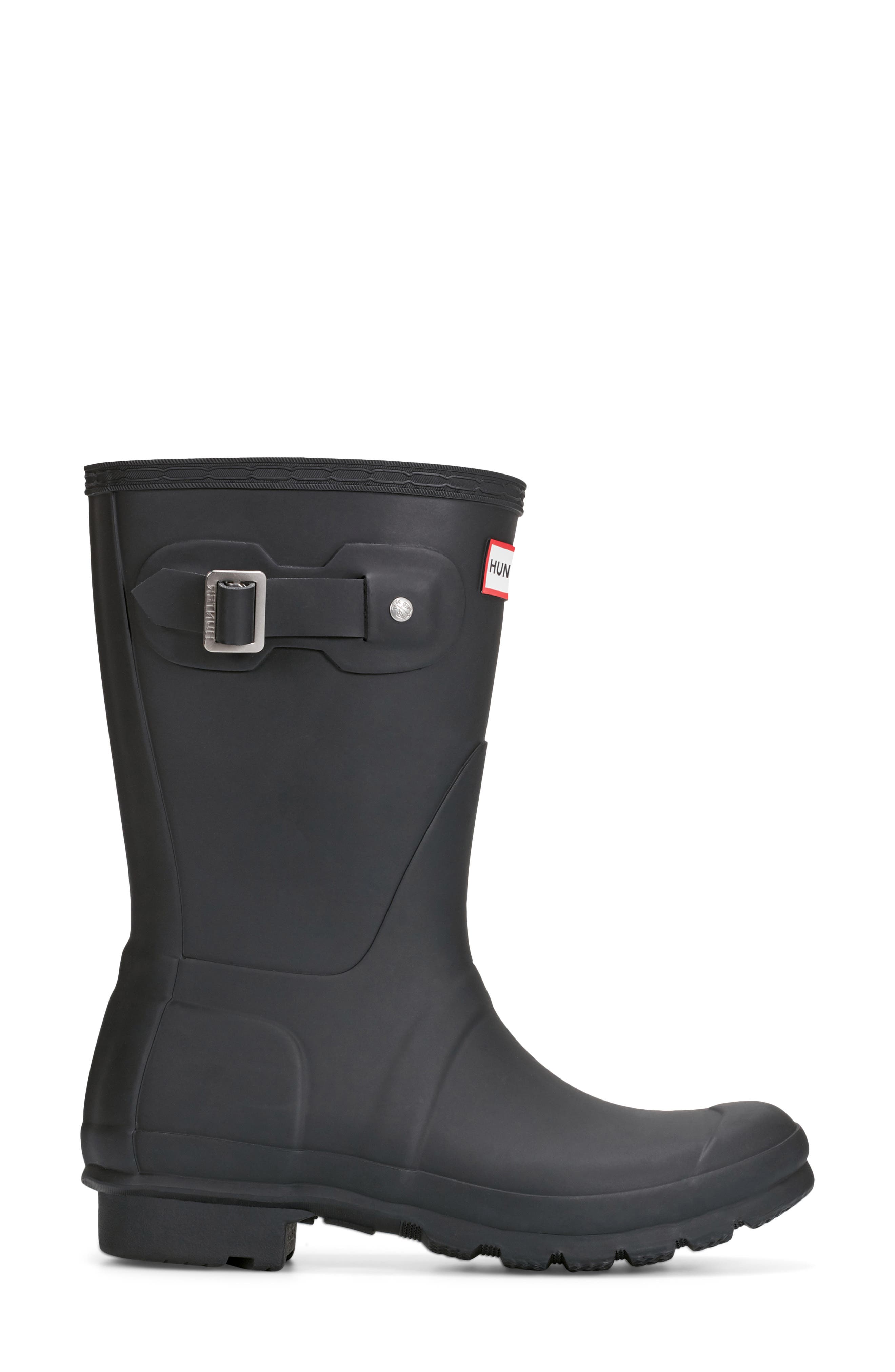 Hunter Original Short Waterproof Rain Boot, Alternate, color, Black