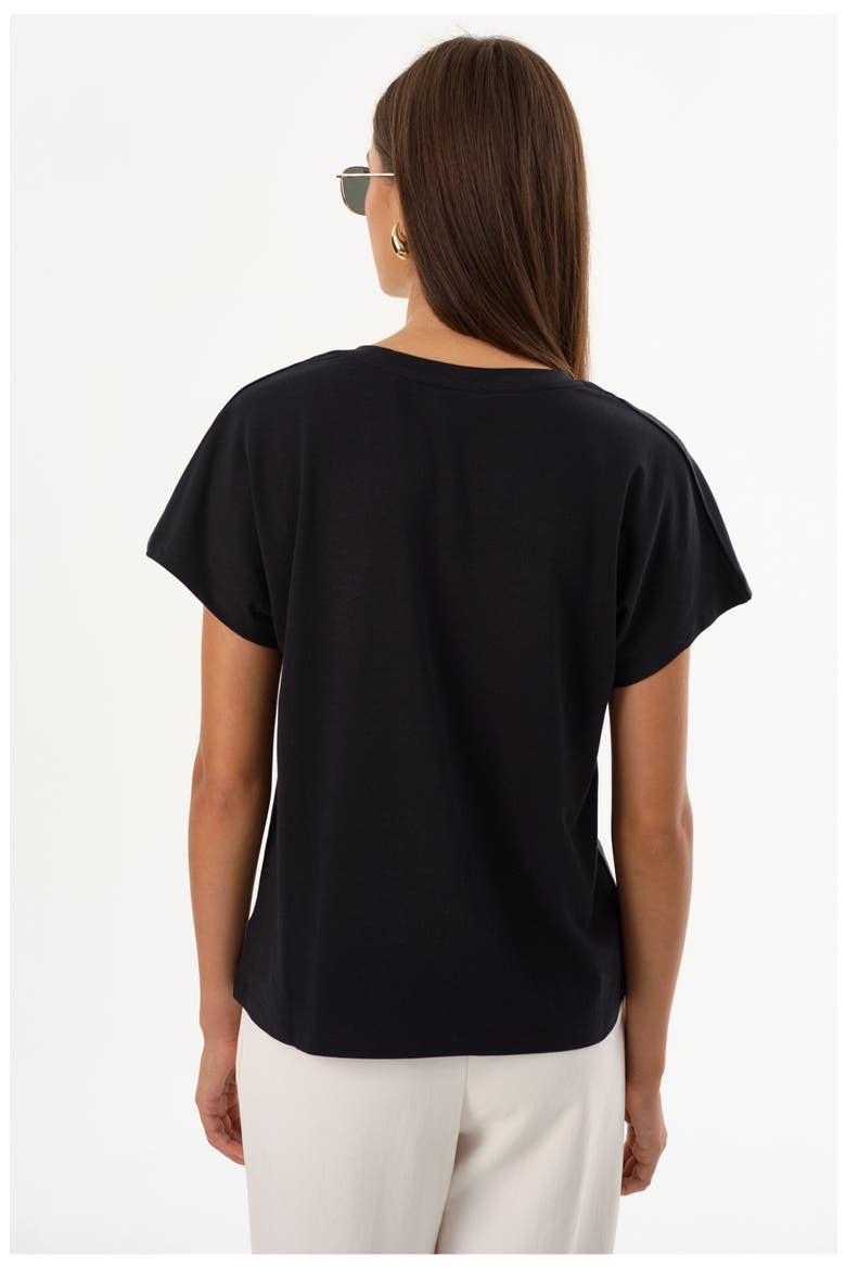 NEREA | Jersey V Neck Tee, Alternate, color, Black