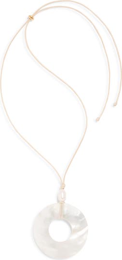 Monaco Circle Pendant Necklace