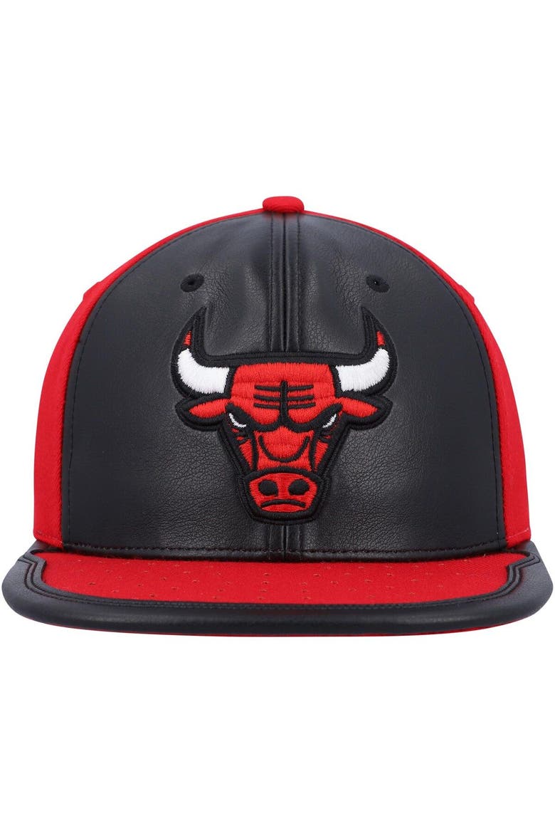 Men's Mitchell & Ness Black/Red Chicago Bulls Day One Snapback Hat, Alternate, color, Black