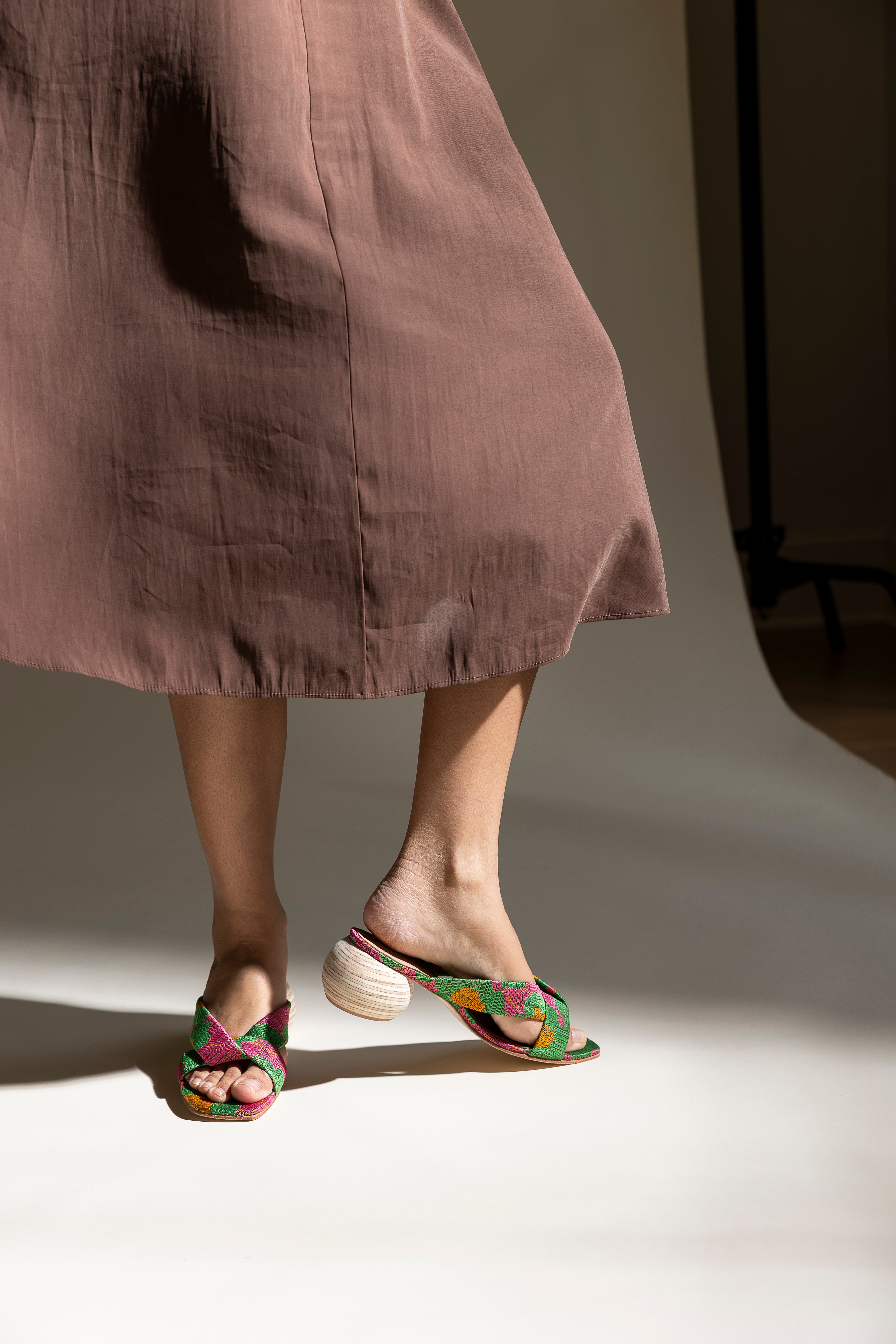 Huma Blanco Kira Woven Textile Slide Sandal, Alternate, color, Floral