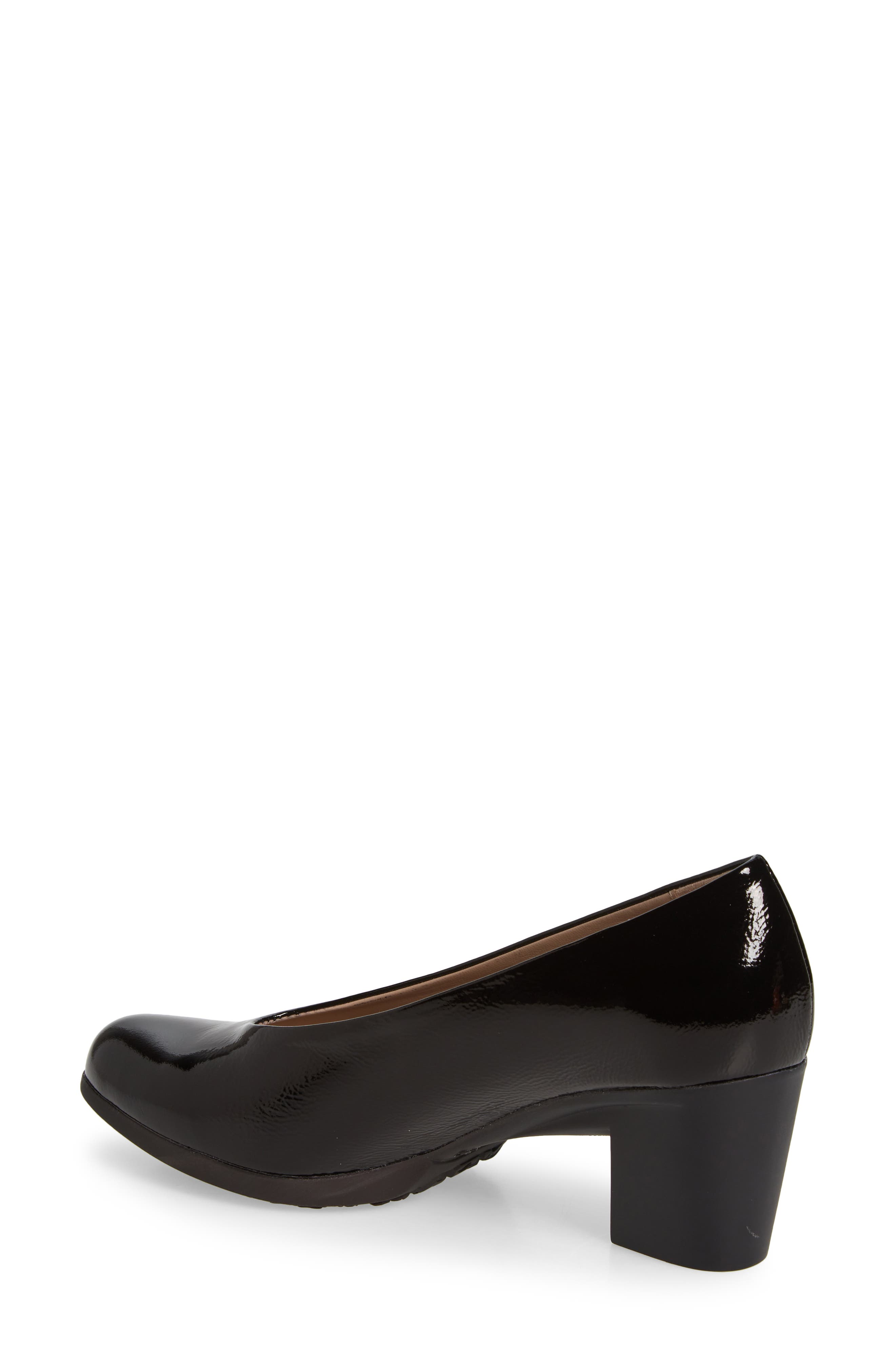 Wonders Almond Toe Pump, Alternate, color, Lack Black