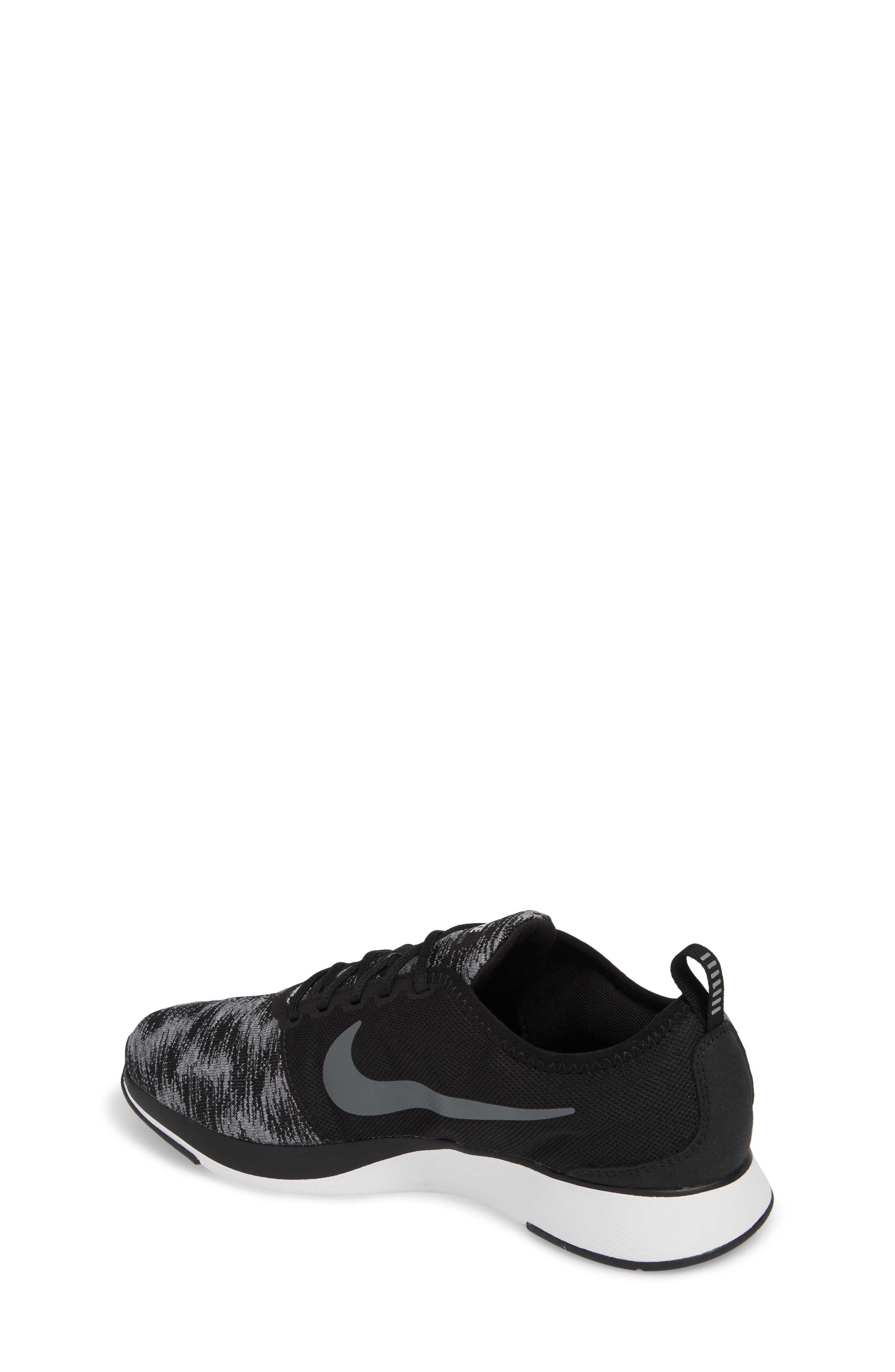 Nike Dualtone Racer SE Sneaker, Alternate, color, 