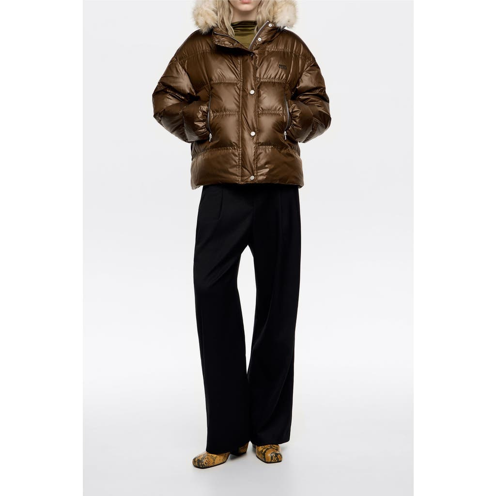 Bimba Y Lola Short Fur Hooded Down Jacket In Green