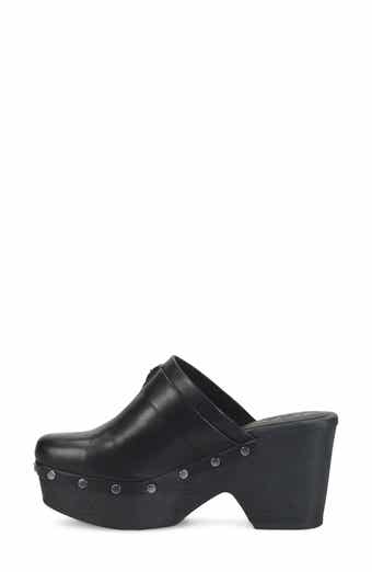 Lacey Clog